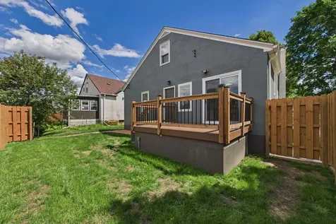 1599 Highland Parkway Saint Paul MN 55116