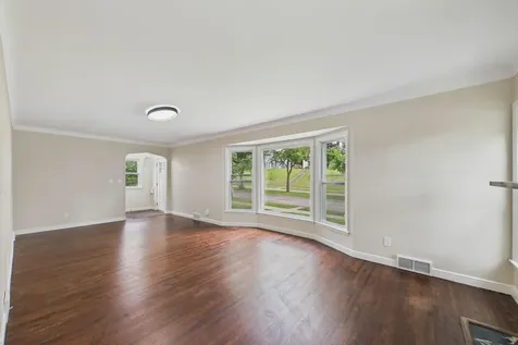 1599 Highland Parkway Saint Paul MN 55116