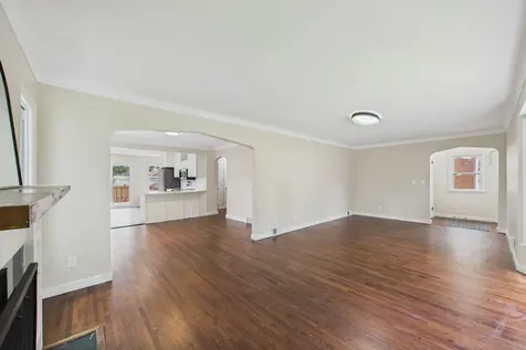 1599 Highland Parkway Saint Paul MN 55116