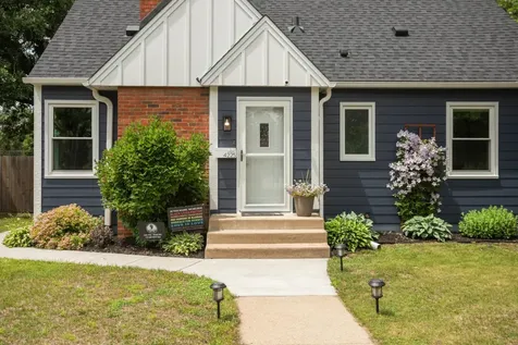 4225 Ewing Avenue N Robbinsdale MN 55422