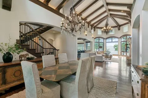 465 Spring Hill Road Wayzata MN 55391