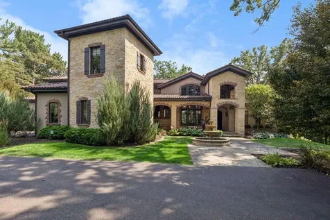 465 Spring Hill Road Wayzata MN 55391