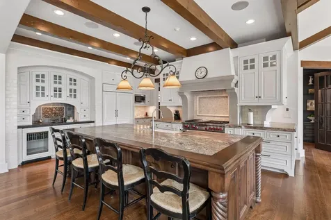 465 Spring Hill Road Wayzata MN 55391