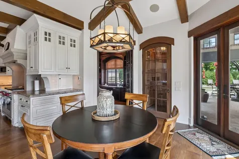 465 Spring Hill Road Wayzata MN 55391