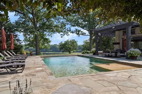 465 Spring Hill Road Wayzata MN 55391