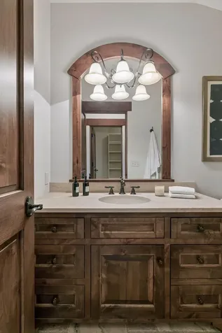 465 Spring Hill Road Wayzata MN 55391
