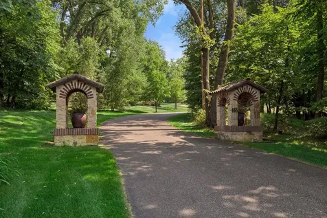 465 Spring Hill Road Wayzata MN 55391