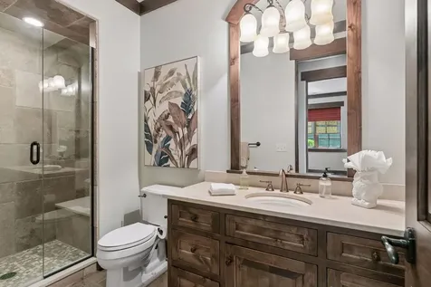 465 Spring Hill Road Wayzata MN 55391