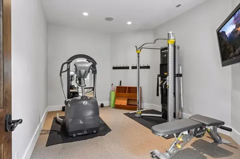 465 Spring Hill Road Wayzata MN 55391