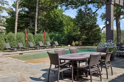 465 Spring Hill Road Wayzata MN 55391