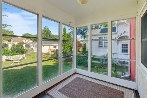 1605 Merrill Street Saint Paul MN 55108