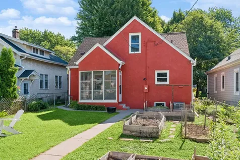1605 Merrill Street Saint Paul MN 55108