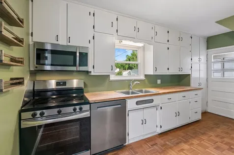 1605 Merrill Street Saint Paul MN 55108
