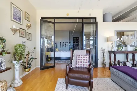 290 Market Street Minneapolis MN 55405