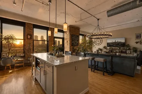 290 Market Street Minneapolis MN 55405