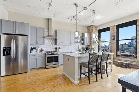 290 Market Street Minneapolis MN 55405