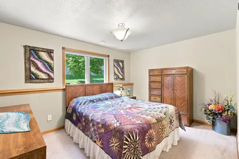 624 Levander Way South Saint Paul MN 55075