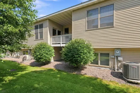 624 Levander Way South Saint Paul MN 55075