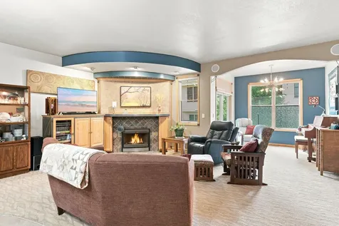 624 Levander Way South Saint Paul MN 55075