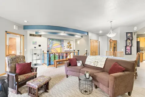 624 Levander Way South Saint Paul MN 55075