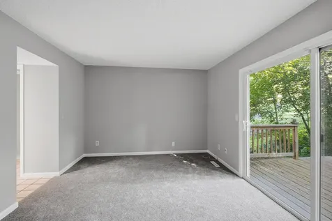 688-690 Burlington Road Saint Paul MN 55119