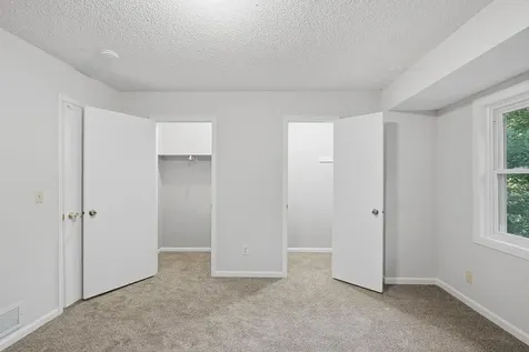 688-690 Burlington Road Saint Paul MN 55119