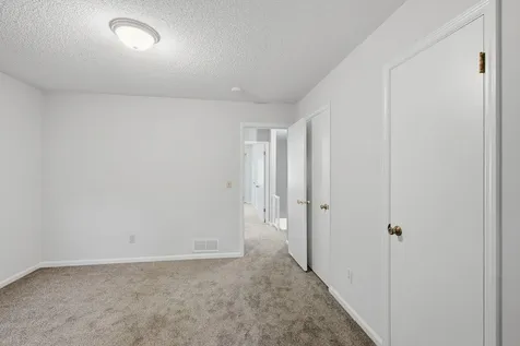 688-690 Burlington Road Saint Paul MN 55119