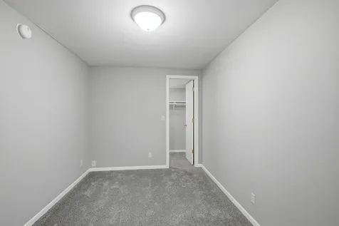 688-690 Burlington Road Saint Paul MN 55119