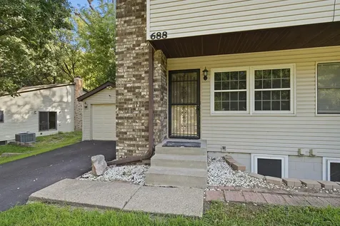 688-690 Burlington Road Saint Paul MN 55119