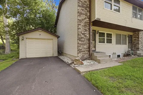 688-690 Burlington Road Saint Paul MN 55119