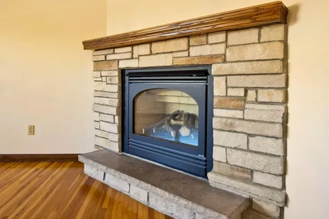 4201 40th Avenue N Robbinsdale MN 55422