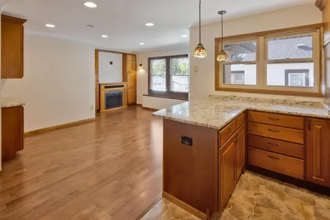 4201 40th Avenue N Robbinsdale MN 55422