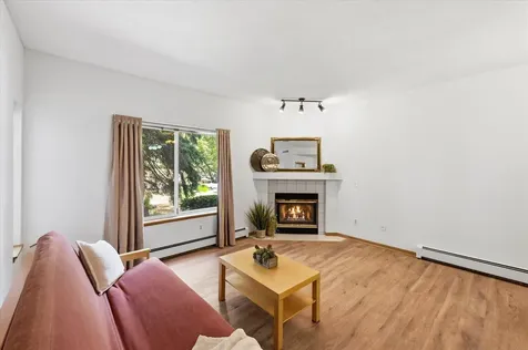 7540 Edinborough Way Edina MN 55435