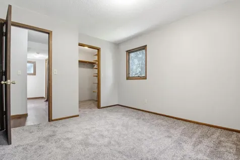 419 5th Street SE Willmar MN 56201