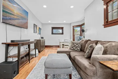 792 Smith Avenue S Saint Paul MN 55107