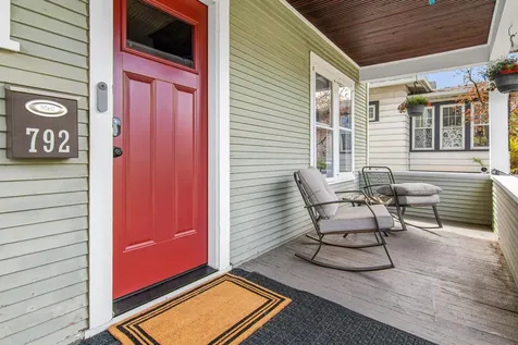 792 Smith Avenue S Saint Paul MN 55107