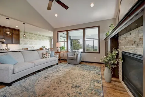 3514 Cove Point Circle NW Prior Lake MN 55372
