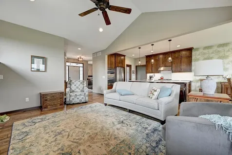 3514 Cove Point Circle NW Prior Lake MN 55372