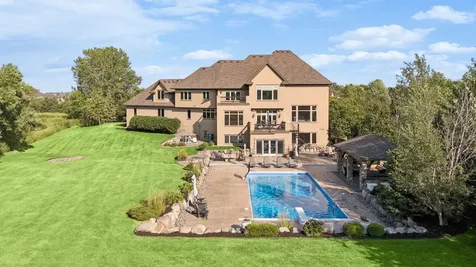 225 Calamus Circle Medina MN 55340