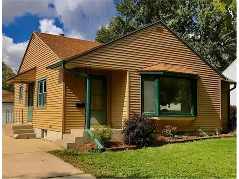 1533 8th Avenue NE Rochester MN 55906