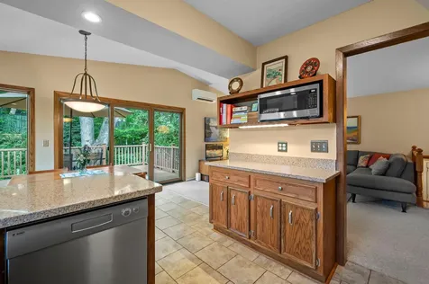 2824 Fernwood Street Roseville MN 55113