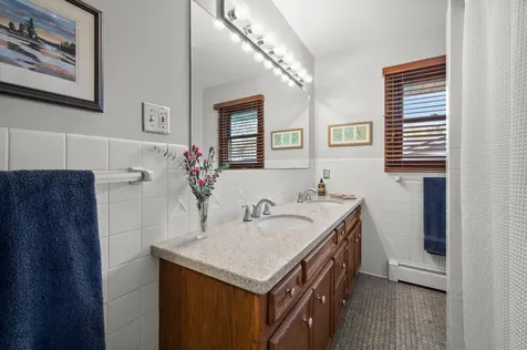 2824 Fernwood Street Roseville MN 55113