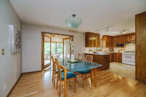 1060 Dennis Street S Maplewood MN 55119