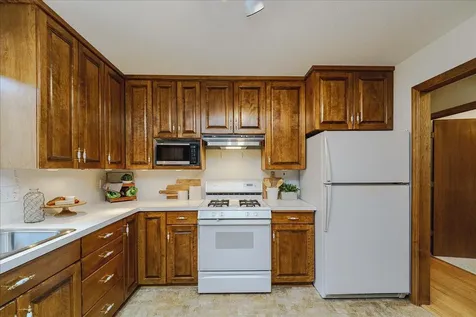1060 Dennis Street S Maplewood MN 55119