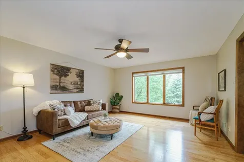 1060 Dennis Street S Maplewood MN 55119