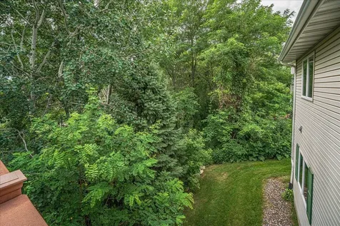 1060 Dennis Street S Maplewood MN 55119