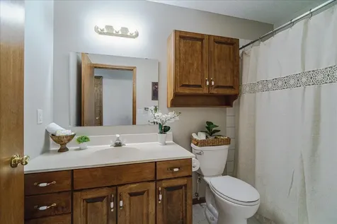 1060 Dennis Street S Maplewood MN 55119