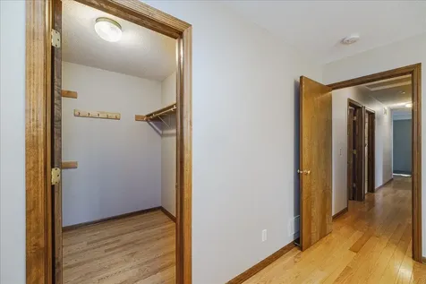 1060 Dennis Street S Maplewood MN 55119