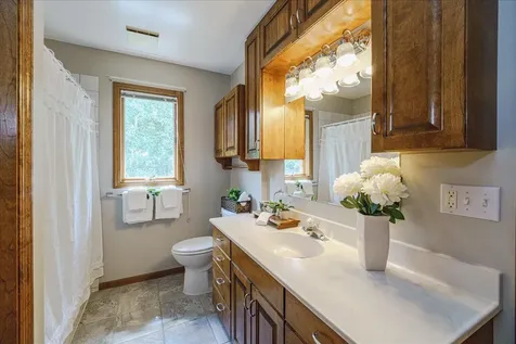 1060 Dennis Street S Maplewood MN 55119