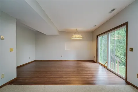 1060 Dennis Street S Maplewood MN 55119